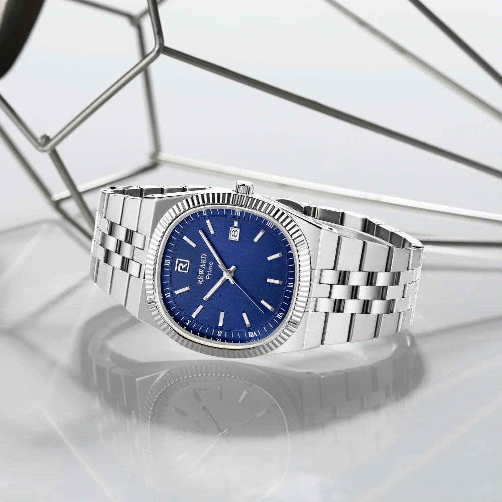 REWARD Prime RD613575M watch displayed elegantly