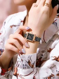 REWARD RD21041L Luxury Square Case Women Watch Mother of Pearl Dial Diamond Hour Markers Quartz Dress Watch Wholesale - 6 Image